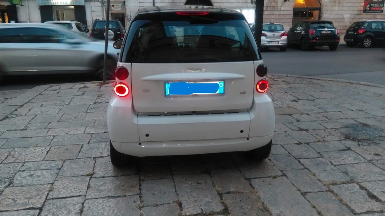 Smart ForTwo 1000 52 kW coupé passion