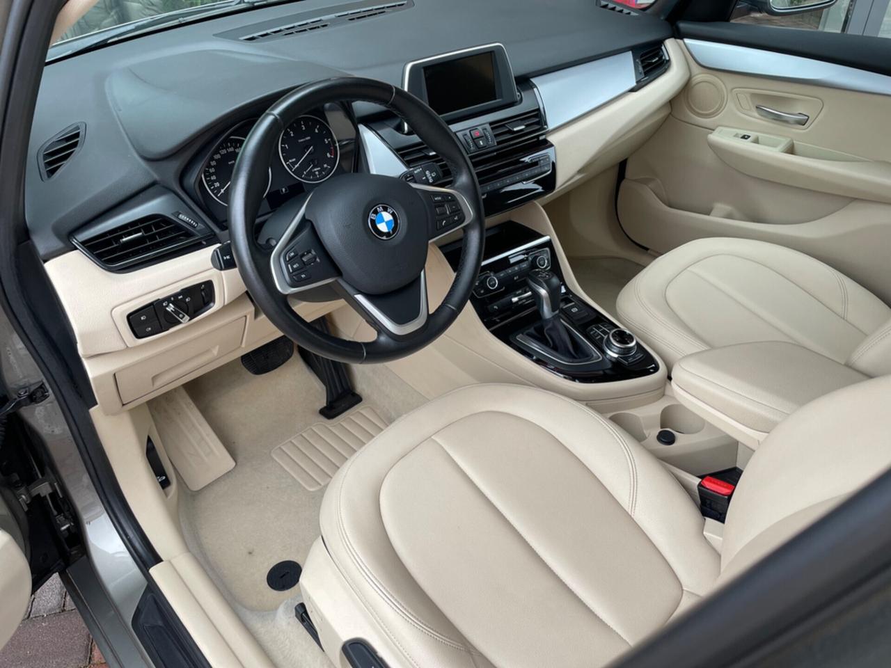 Bmw 218d Active Tourer Luxury