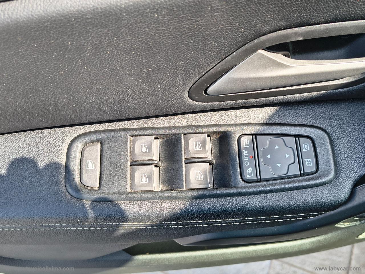 DACIA Duster 1.5 BluedCi 8V 115 4x2 Journey UP
