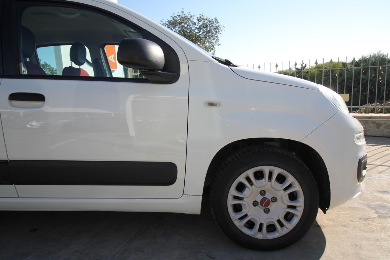 Fiat Panda 1.2 Lounge 69CV 5 posti|unipro|10.2016