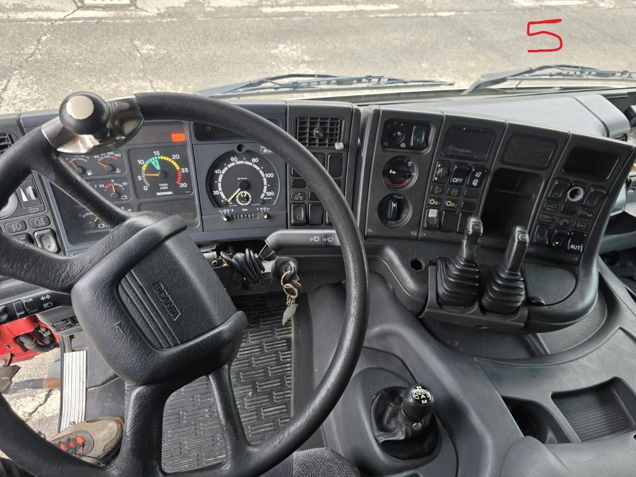 TRATTORE STRADALE SCANIA R420