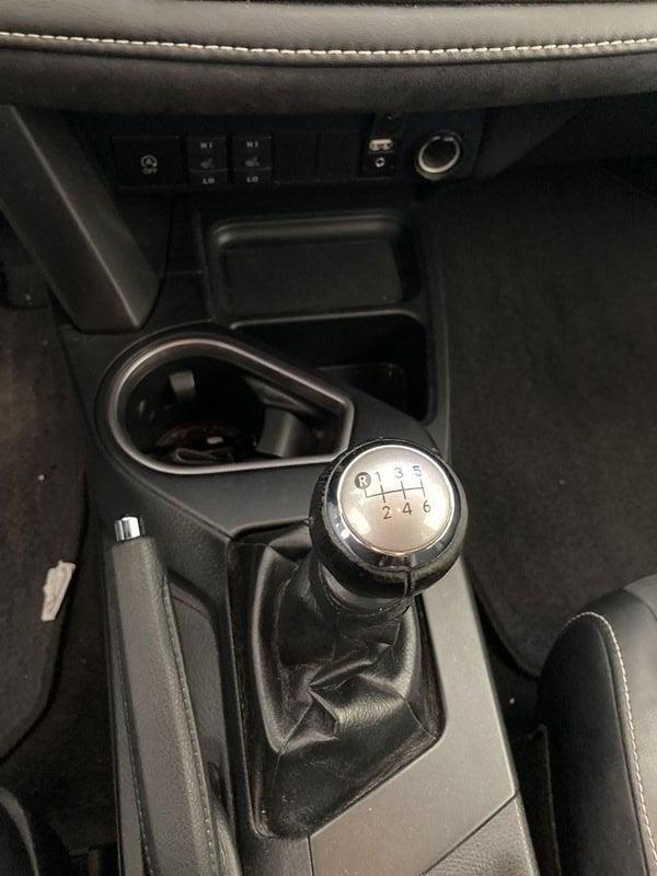 Toyota RAV4 Rav4 2.0 d-4d Lounge 2wd mt my17