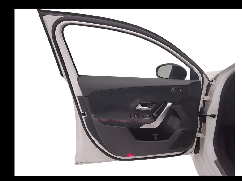 Mercedes-Benz Classe A - W177 2018 - A 180 d Premium auto