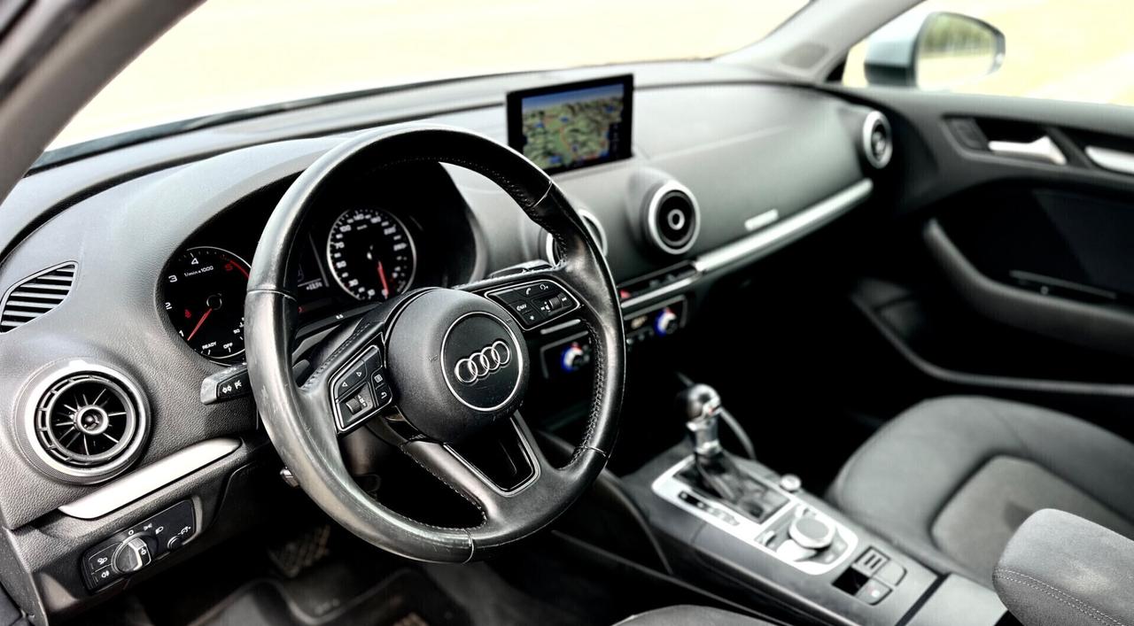 Audi A3 SPB 1.6 TDI S tronic*NAVI*SENSORI*UNIPRO