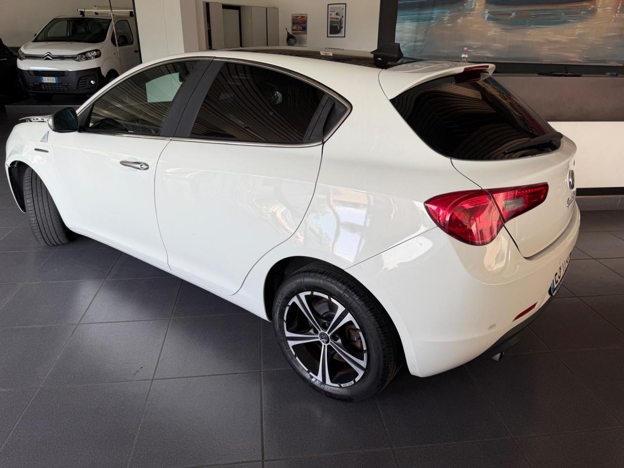 Alfa Romeo Giulietta 1.6 JTDm-2 105 CV Exclusive