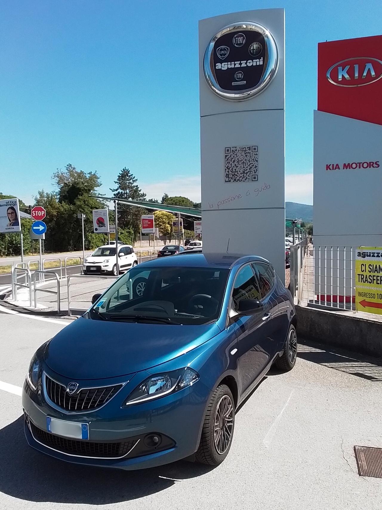 Lancia Ypsilon 1.0 FireFly 5 porte S&S Hybrid Ecochic Gold