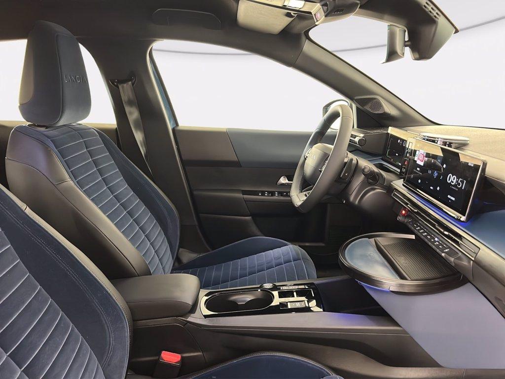 LANCIA Ypsilon 1.2 mhev edizione cassina e-dct del 2024