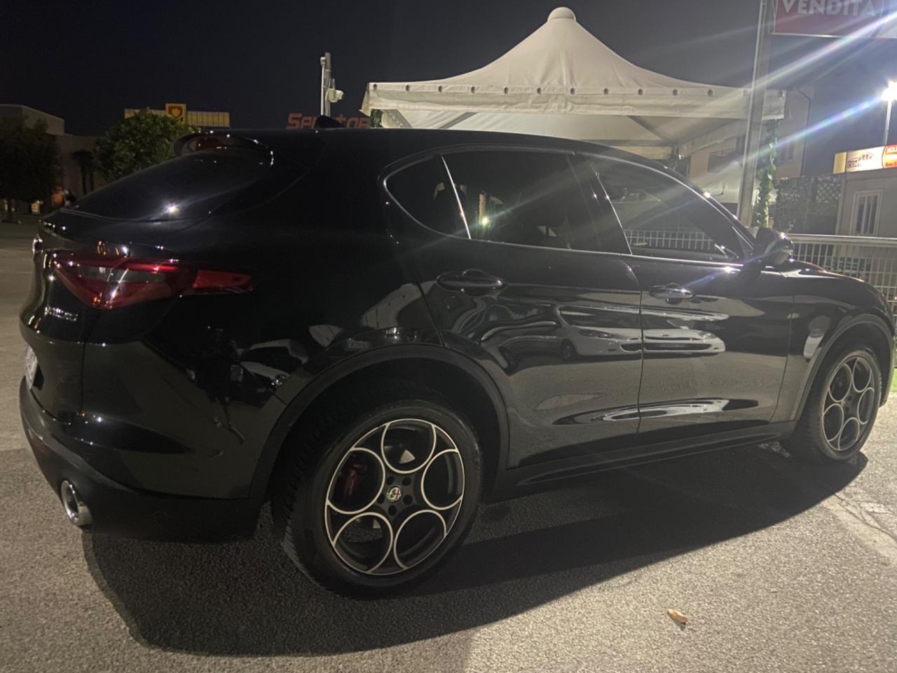 Alfa Romeo Stelvio 2.2 Turbodiesel 210 CV AT8 Q4 Super