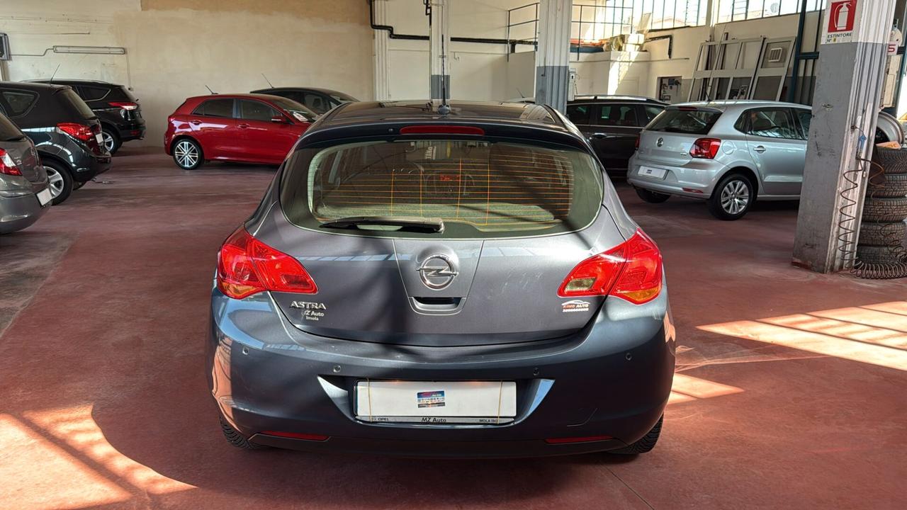 Opel Astra 1.4 100CV 5 porte Elective