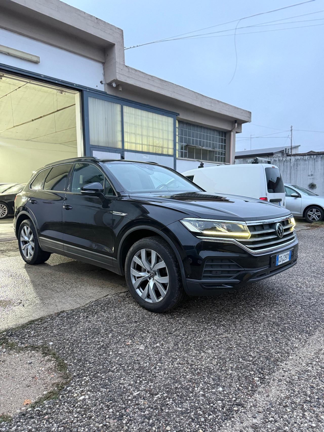 Volkswagen Touareg 3.0 V6 TDI SCR Elegance