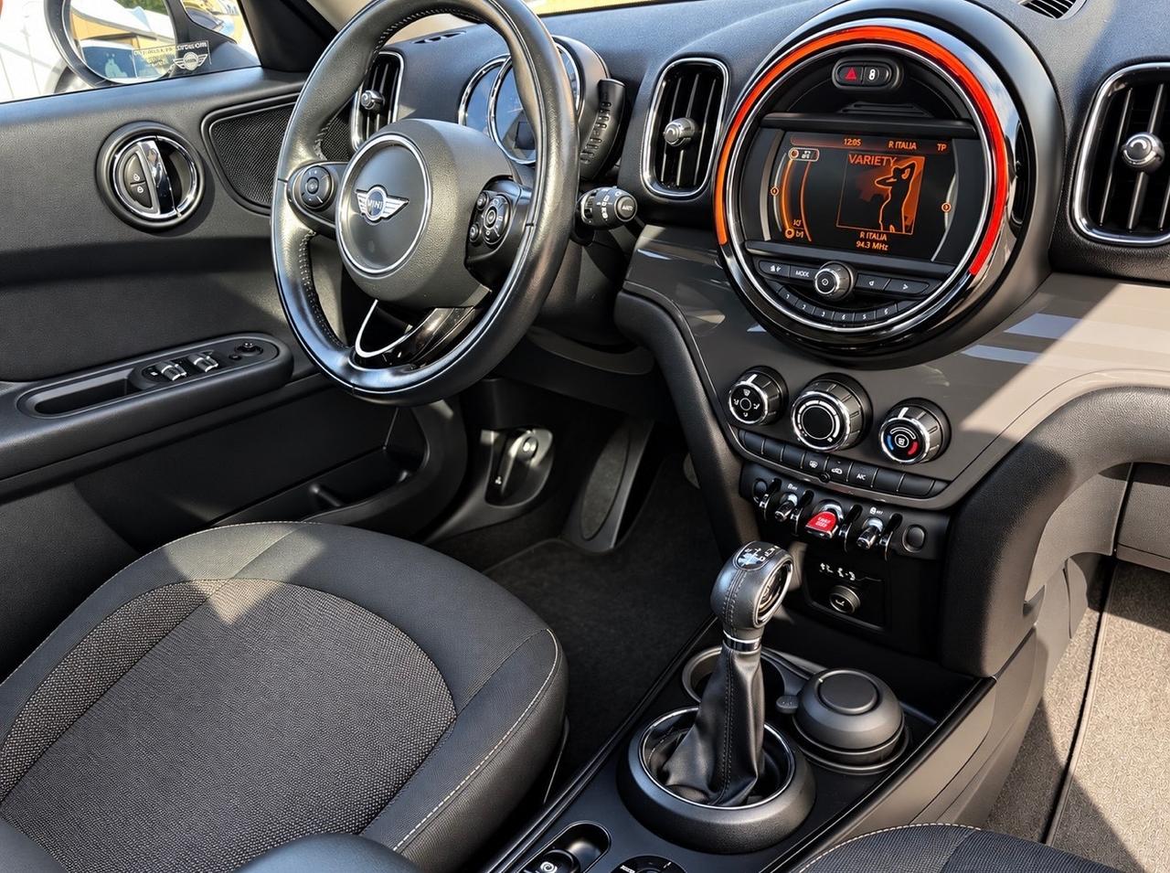 Mini Cooper Countryman D automatica