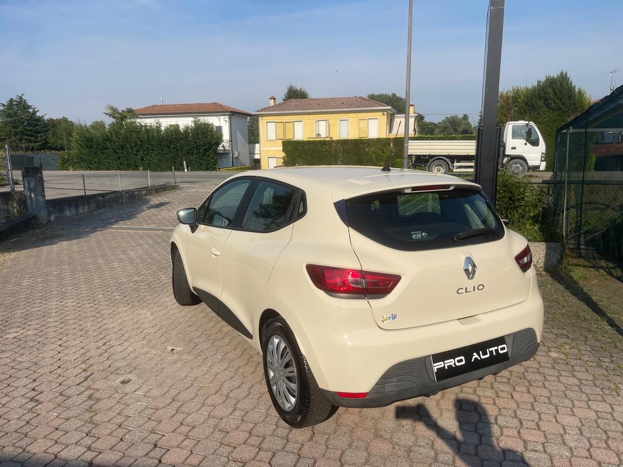 Renault Clio 1.2 75CV 5 porte Life