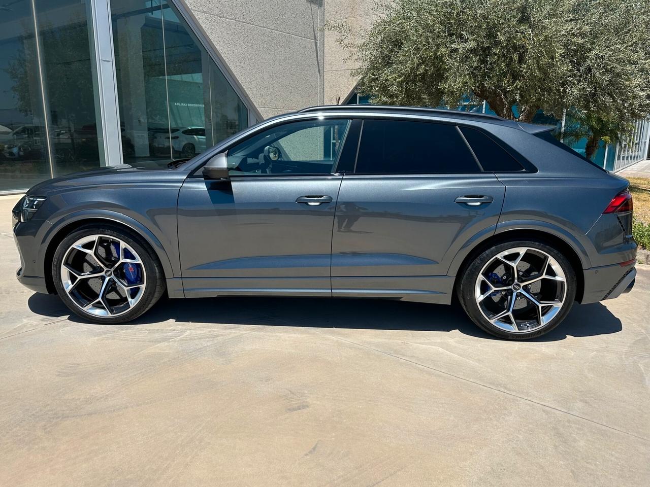 Audi RS Q8 performance offerta T-Stock prezzo imperdibile