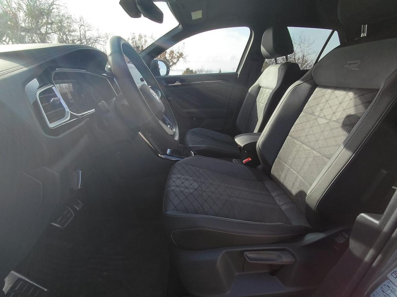 Volkswagen T-Roc EDITION PLUS 1.5 TSI #9332