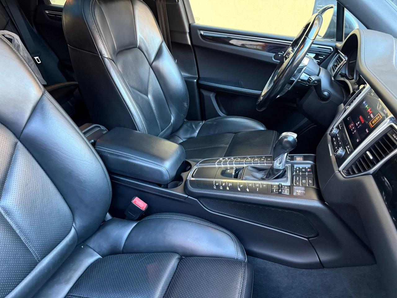 Porsche Macan 3.0 S tetto panoramico e gancio traino