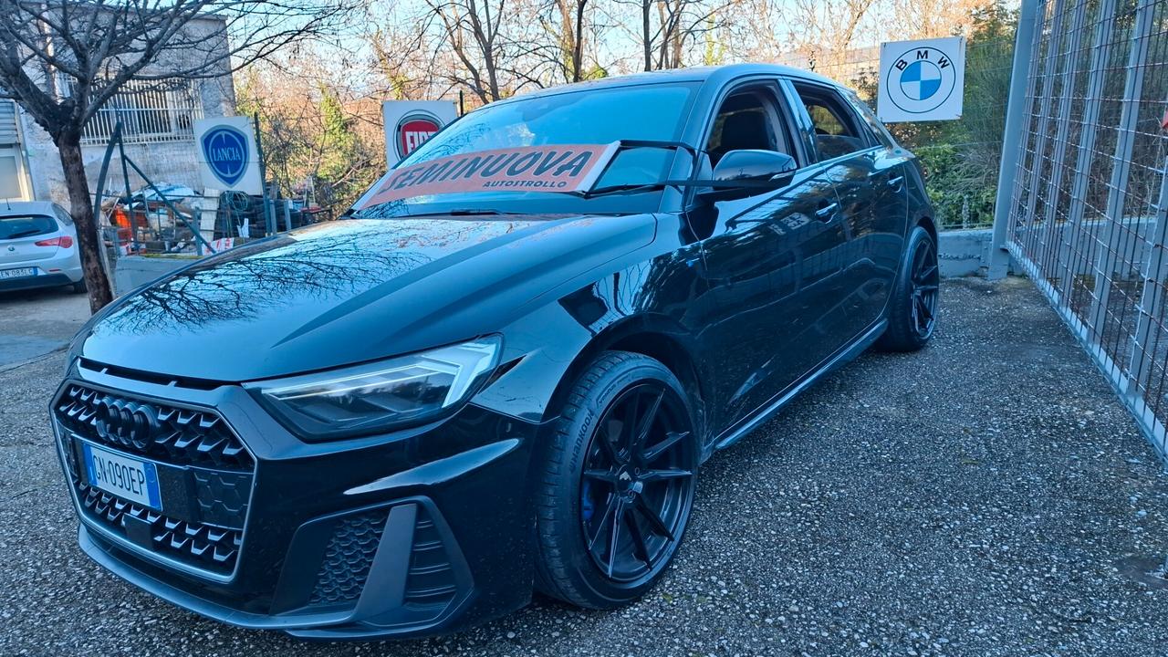 Audi A1 SPB 40 TFSI S tronic line edition