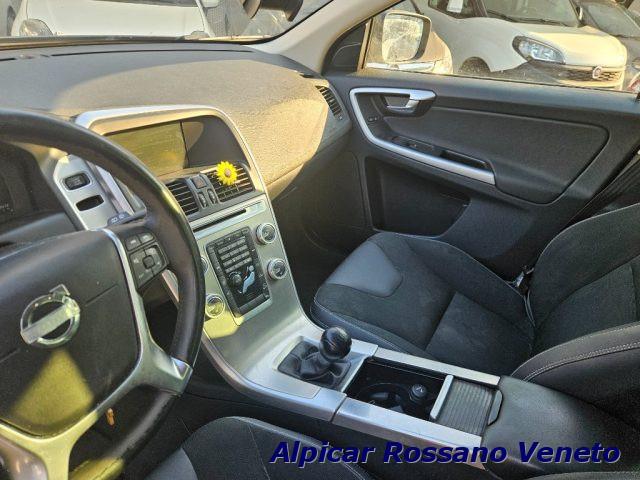 VOLVO XC60 D3 AWD Momentum