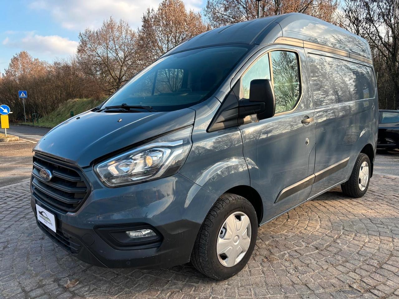 Ford Tourneo Custom IVA ESPOSTA