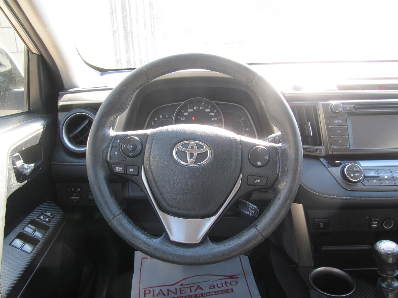 Toyota RAV 4 RAV4 2.0 D-4D 2WD