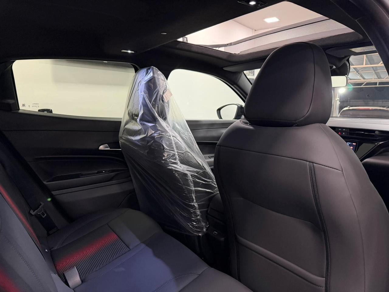 Alfa Romeo Junior 1.2 136 CV Hybrid eDCT6 Speciale