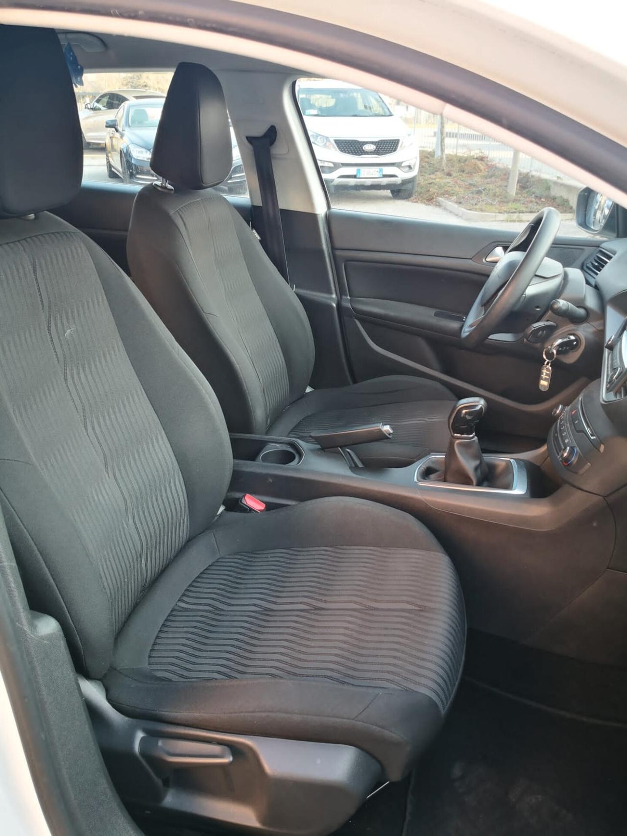 Peugeot 308 1.6 HDi 92 CV *** OK NEOPATENTATI ***