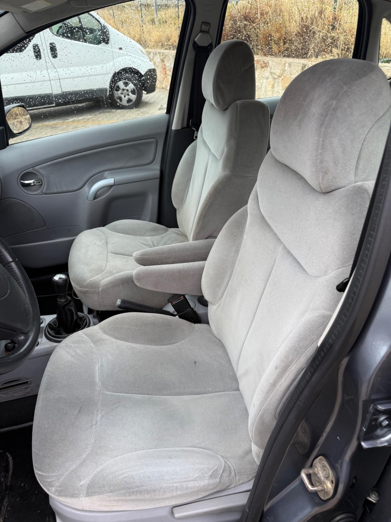 Citroen C3 1.4 HDi 70CV Exclusive