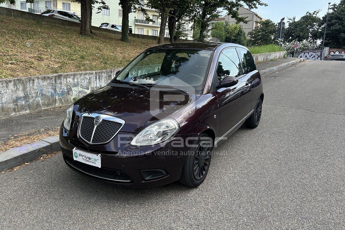 LANCIA Ypsilon 1.3 MJT 75 CV Modamilano