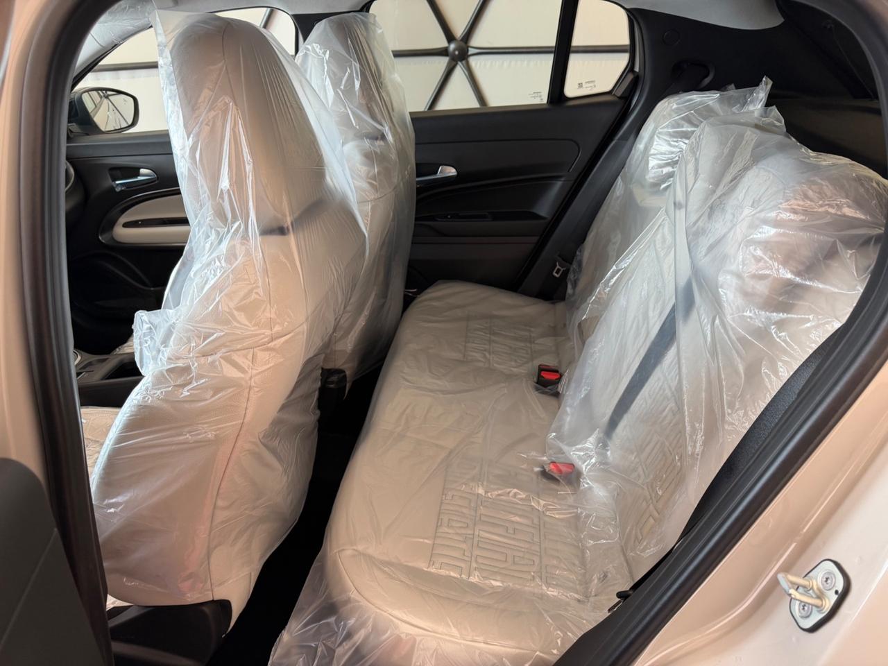 Fiat 600 Hybrid 110 CV DCT MHEV La Prima