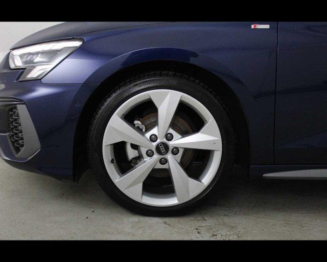 AUDI A3 SPB 30 TDI S tronic S line edition