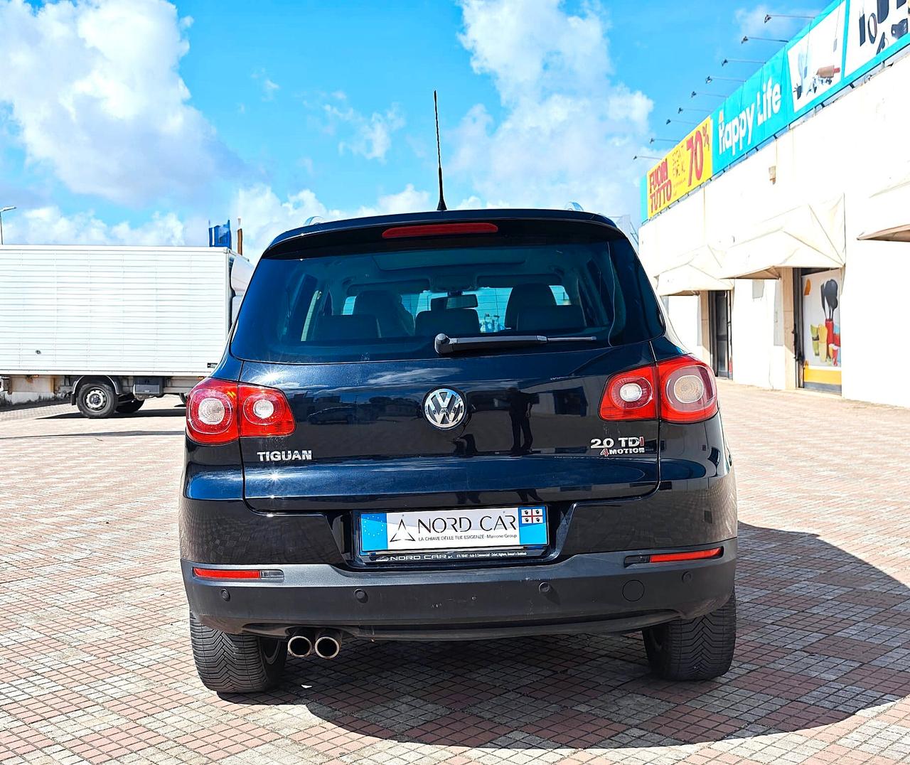 Volkswagen Tiguan 2.0 16V TDI DPF tiptronic Sport & Style (18°)