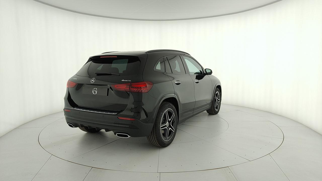 Mercedes-Benz GLA 200 d Automatic 4MATIC