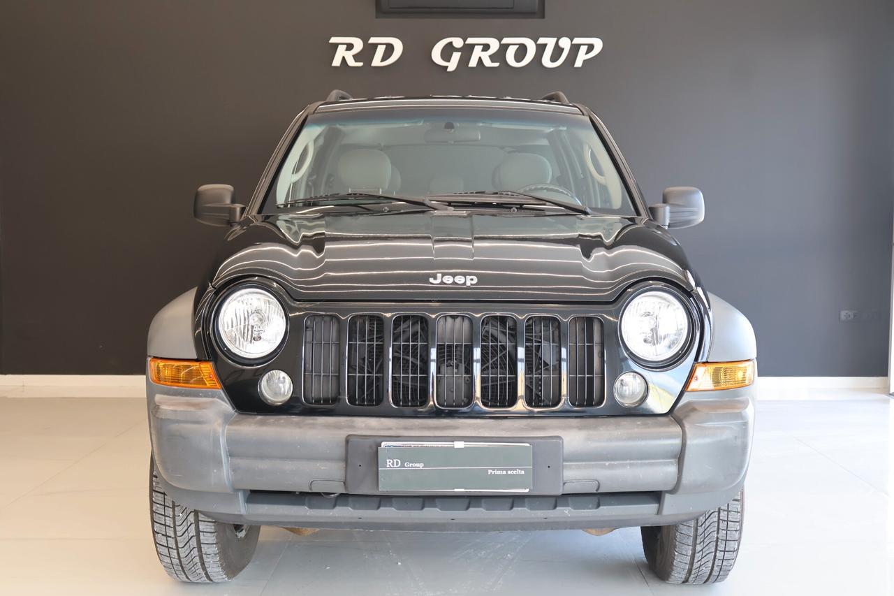Jeep Cherokee 2.8 CRD Sport automatica