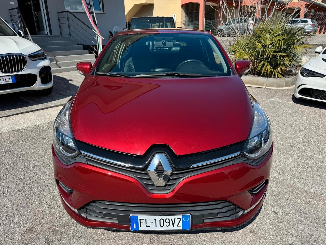Renault Clio 1.2 75CV 5 porte Intens