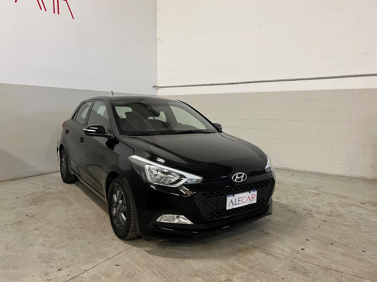 Hyundai i20 1.2 5 porte Blackline