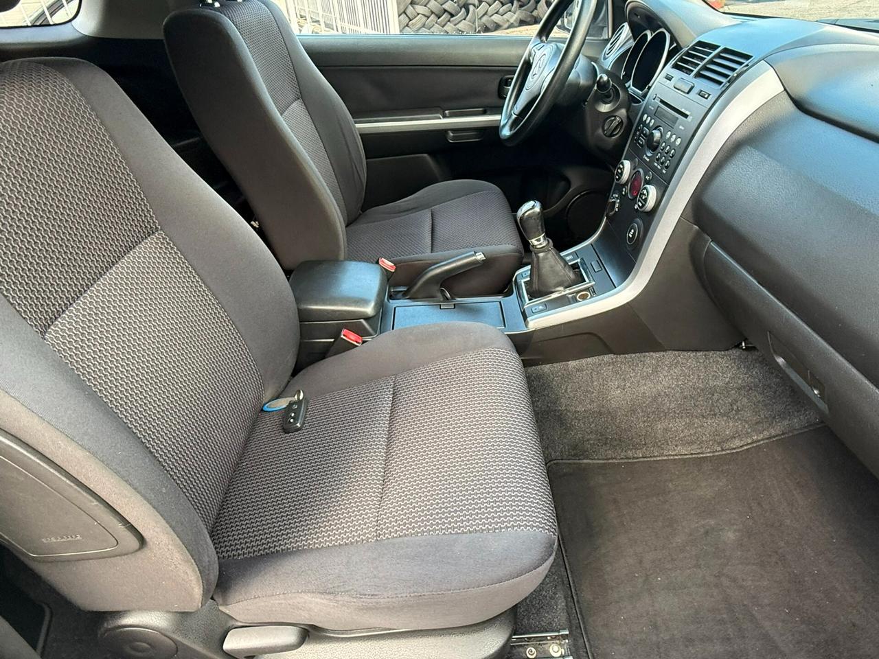 Suzuki Grand Vitara 1.9 DDiS 3p. Evolution Navi