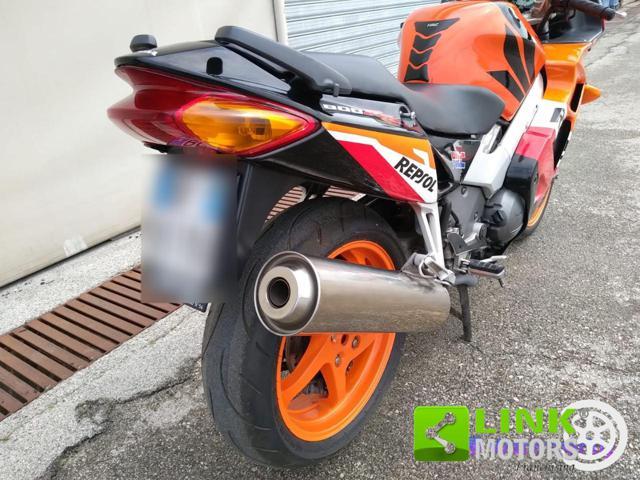 HONDA VFR 800 Repsol