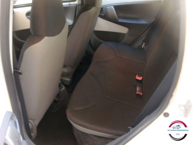 TOYOTA - Aygo - 12V VVT-i 5 porte Now Connect