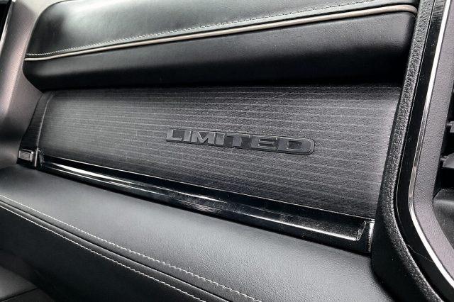 DODGE RAM 1500 5.7 V8 Crew Cab Limited Black Night Pack N1