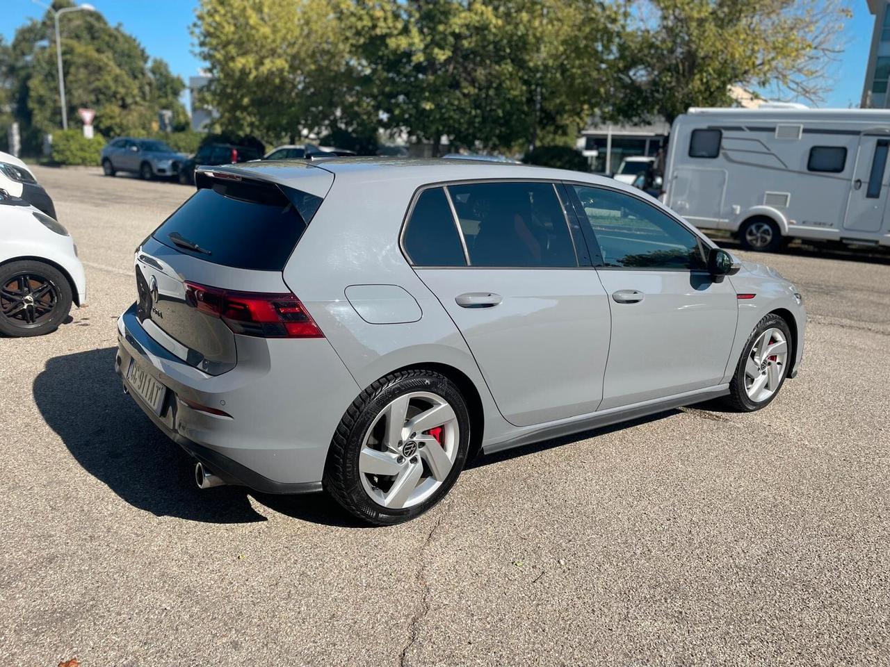 Volkswagen Golf GTI 2.0 TSI 245cv dsg 5 porte