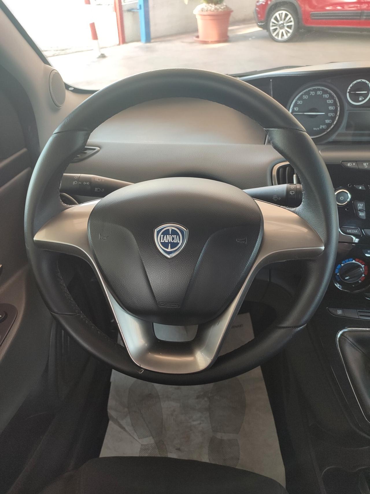 Lancia Ypsilon 1.3 M.JeT 95 CV 5 porte S&S