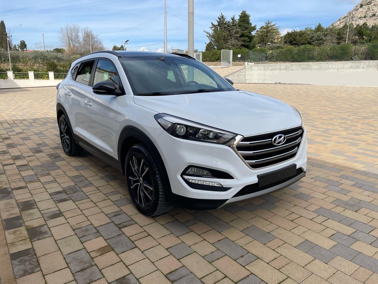 Hyundai Tucson 1.7 CRDi XPossible FULL OPTIONAL