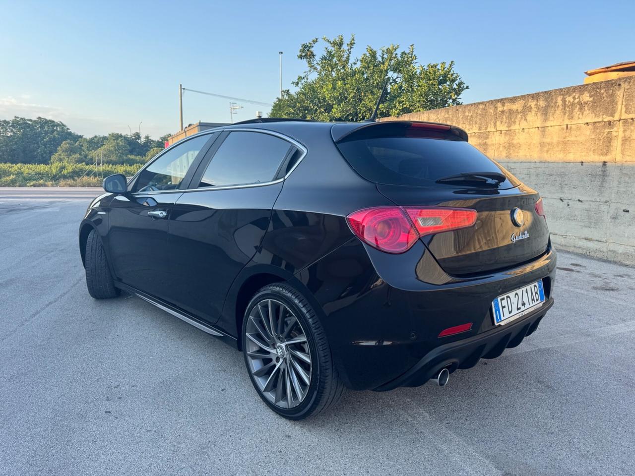 Alfa Romeo Giulietta 1.6 JTDm-2 CV Exclusive Full Optional