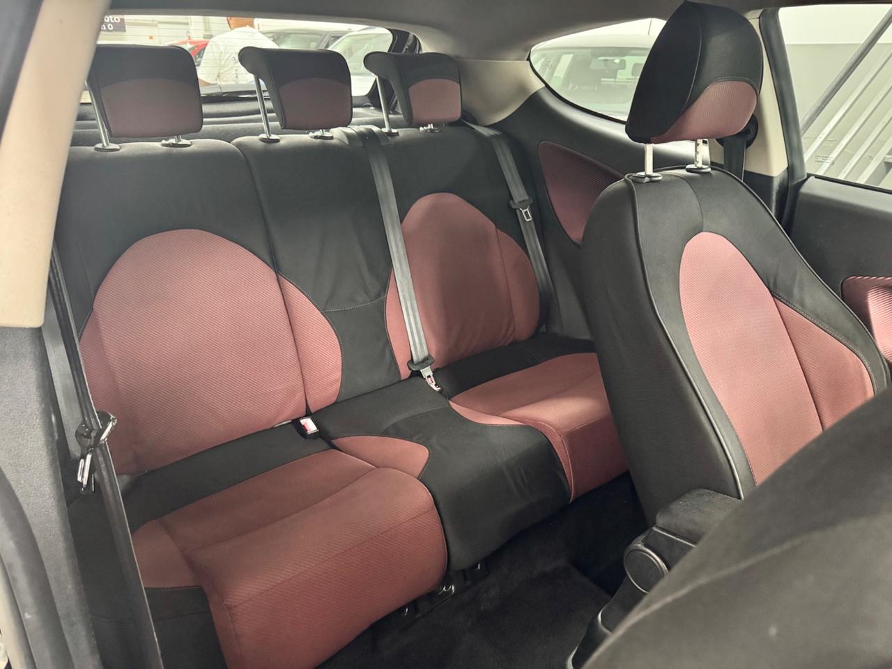 Alfa Romeo MiTo 1.6 JTDm 120 Cv Sport Pack 2011