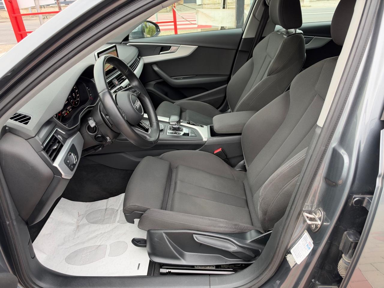 Audi A4 Avant 2.0 TDI 150 CV ultra S tronic Sport VIRTUAL