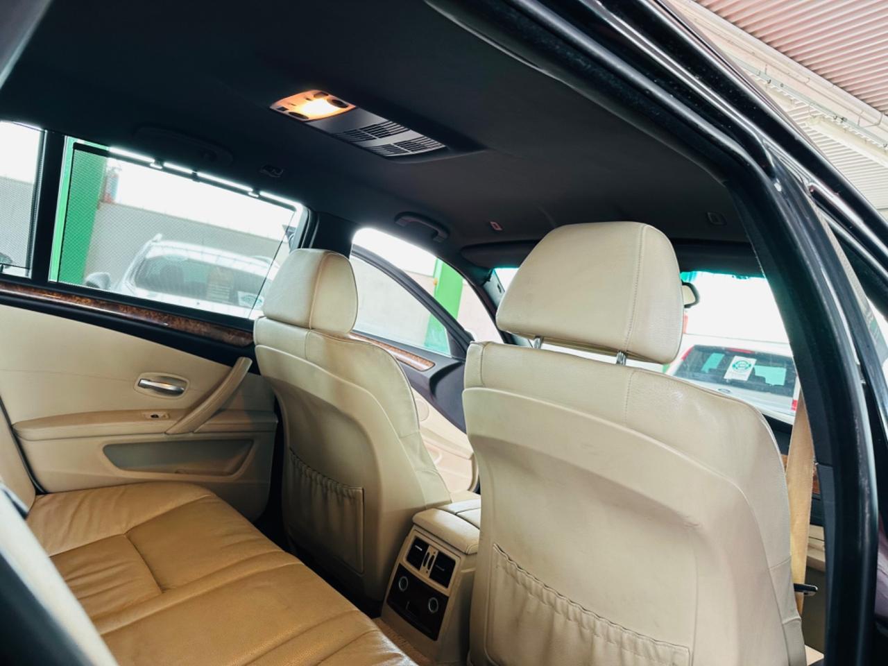 Bmw 530XD Touring M-Sport Gancio Traino