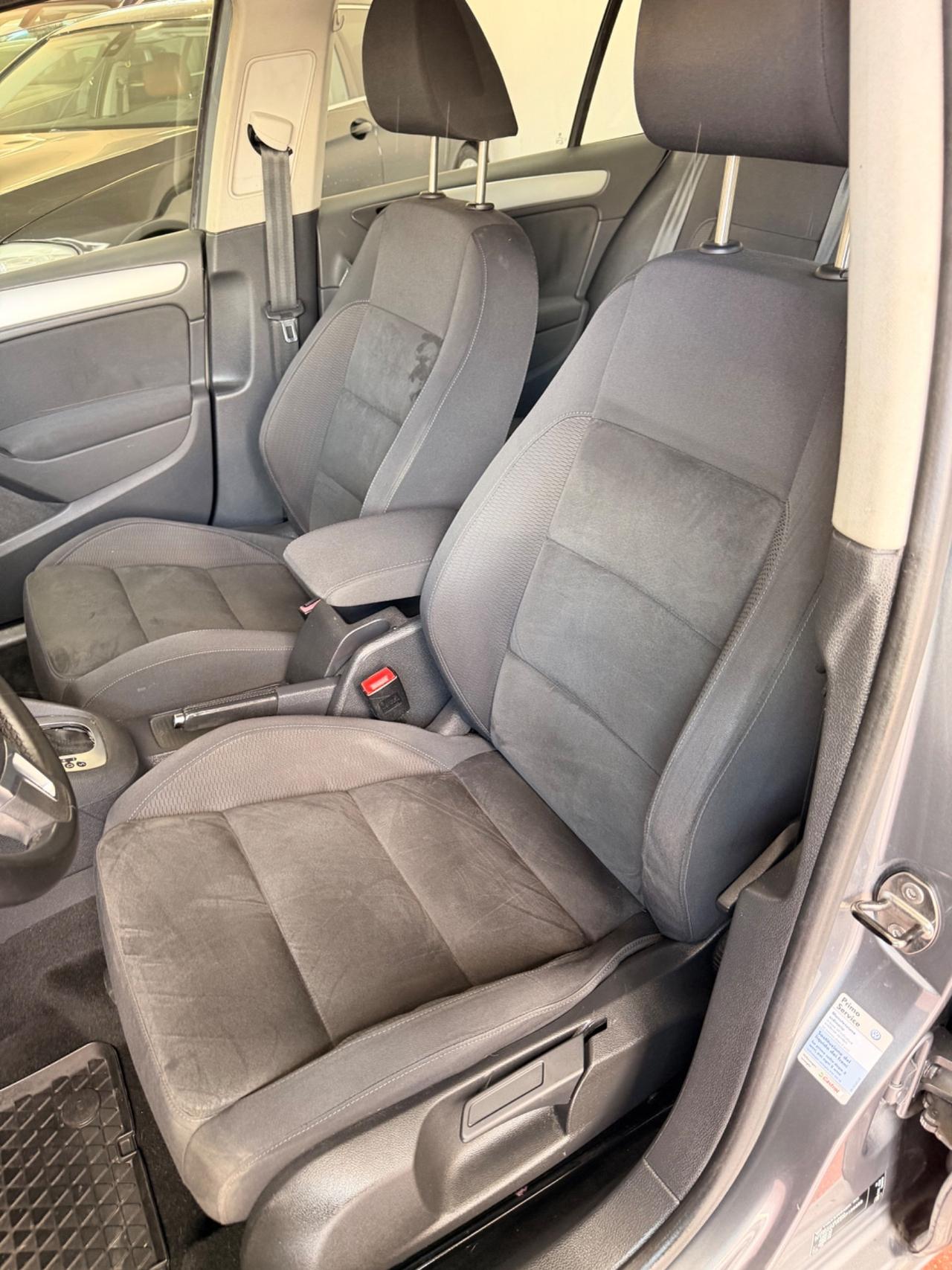 Volkswagen Golf 6 VI 1.6 TDI DSG Highline