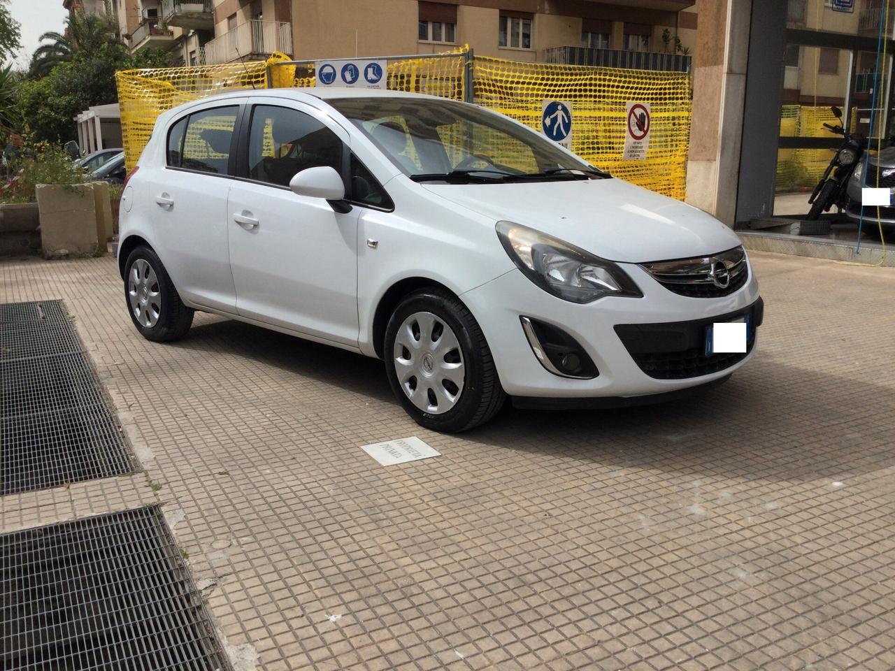 Opel Corsa 1.2 85CV 5 porte GPL-TECH Edition