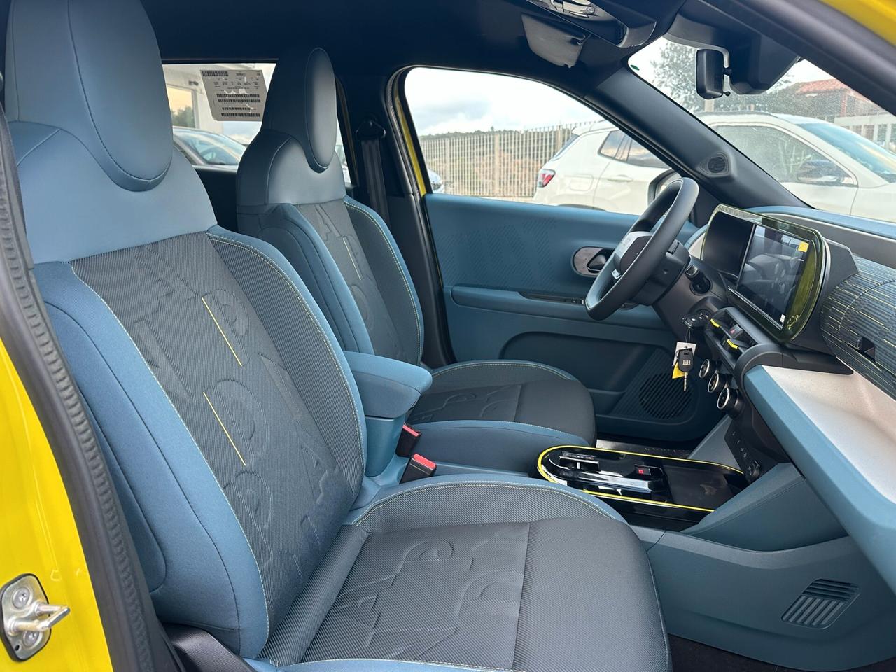 Fiat Grande Panda 1.2 Hybrid 110 CV S&S Icon Pack Style (NUOVA)