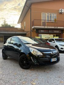 Opel Corsa 1.4 16V 3 porte b-color