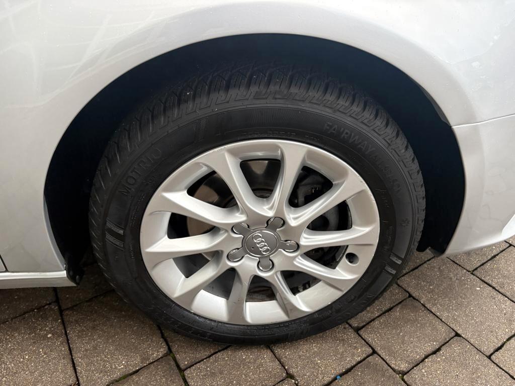 Audi A3 Sportback 1.6 TDI 105cv Ambiente